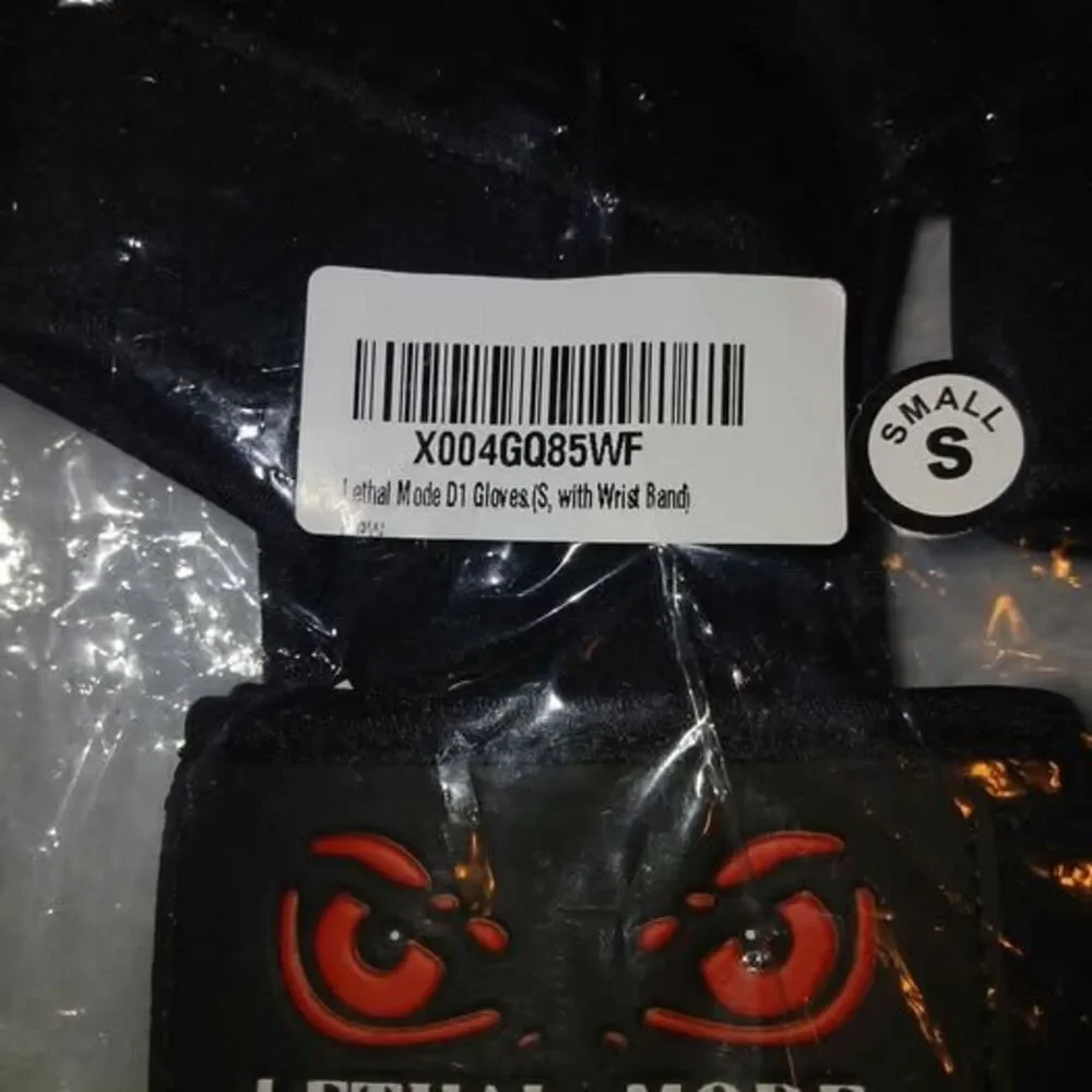 New Lethal Mode D1 Gloves with Wrist Band size small